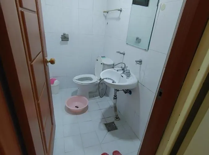 White House In Seoul Female Only Room Shared Bathroom With Up To 3 Other Female Travellers Affittacamere